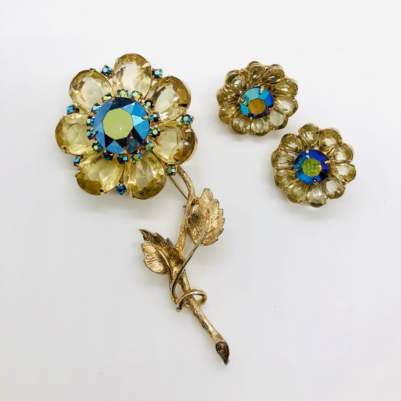 Vintage Cadmium Glass Flower Rhinestone Brooch Demi Parure Set - Picture 9 of 17